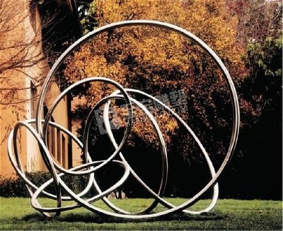 學校圓領(lǐng)景觀小品鏡面圓環(huán)不銹鋼雕塑定制