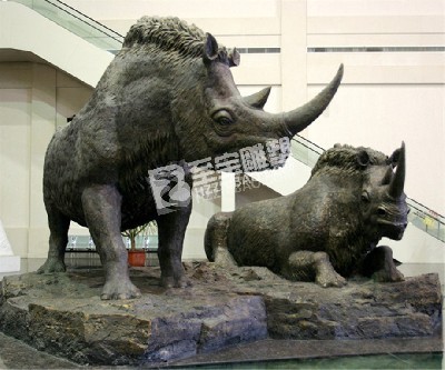 杭州雕塑廠(chǎng)家分享：雕塑應(yīng)該怎么設(shè)計(jì)呢？