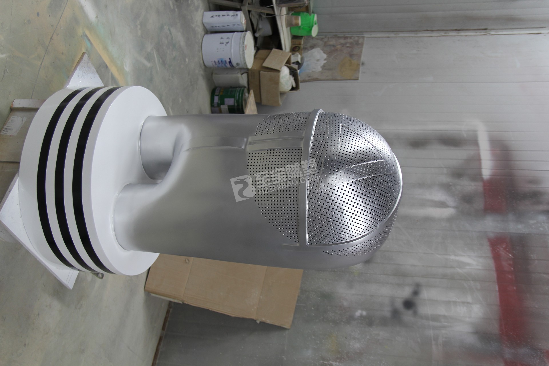 湖州樂(lè)城里好聲音錄音棚烤漆不銹鋼話筒雕塑